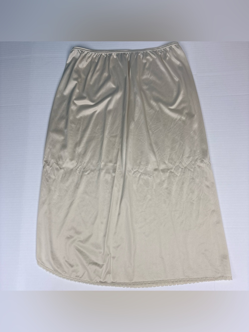 Vintage Women Large Half Slip Ivory Nude Nylon Lace Trim Elastic Midi Length
